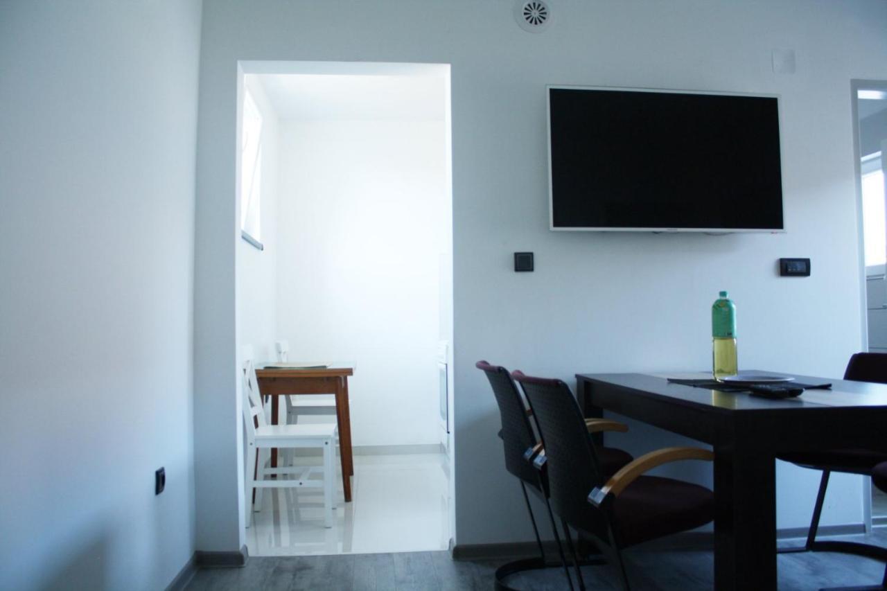 Unamare Apartment Šabac Dış mekan fotoğraf